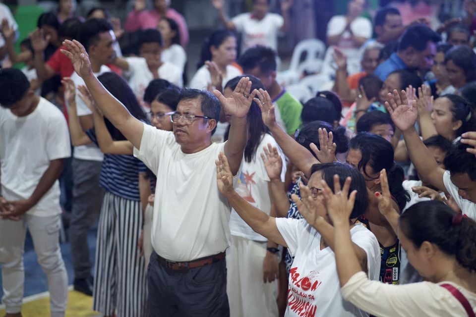 Worship gathering